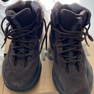 Yeezy Dsrt Boots, Slightly Worn, In Good Condition